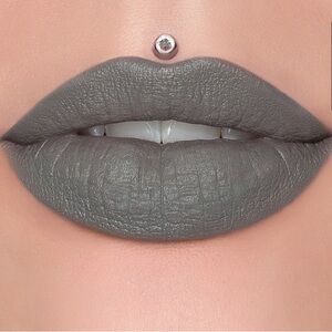 NIB Jeffree Star Velvet Trap in Drill Sergeant